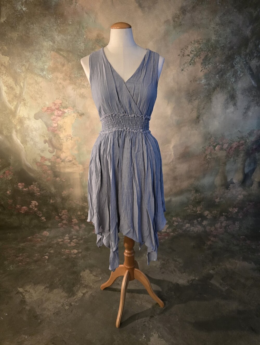 Wishlist Apparel Sleeveless Vneck Wrap Handkerchief Hem Loght Blue Denim S